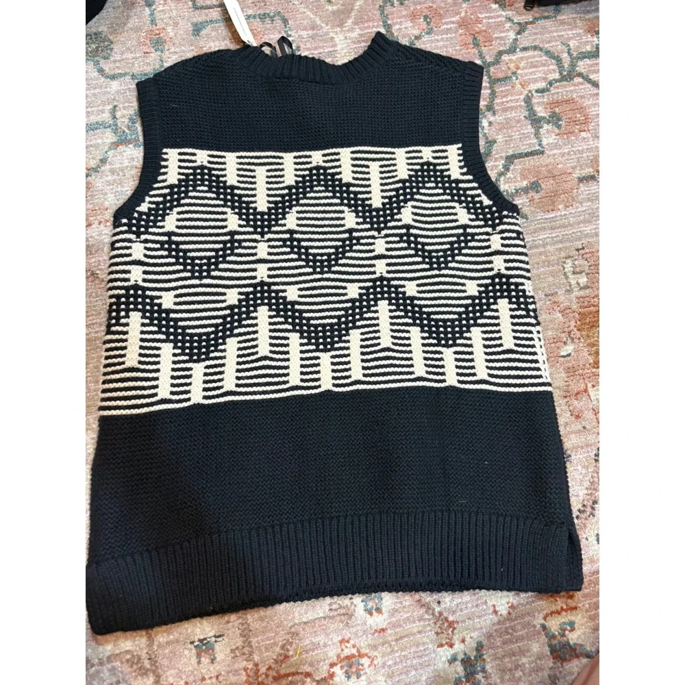 Varley Black Patt Geometric Knit Sweater Vest XS New with Tags